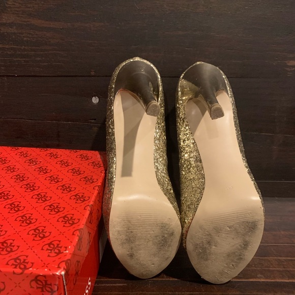 Guess Gold Glitter Heels - Picture 4 of 4